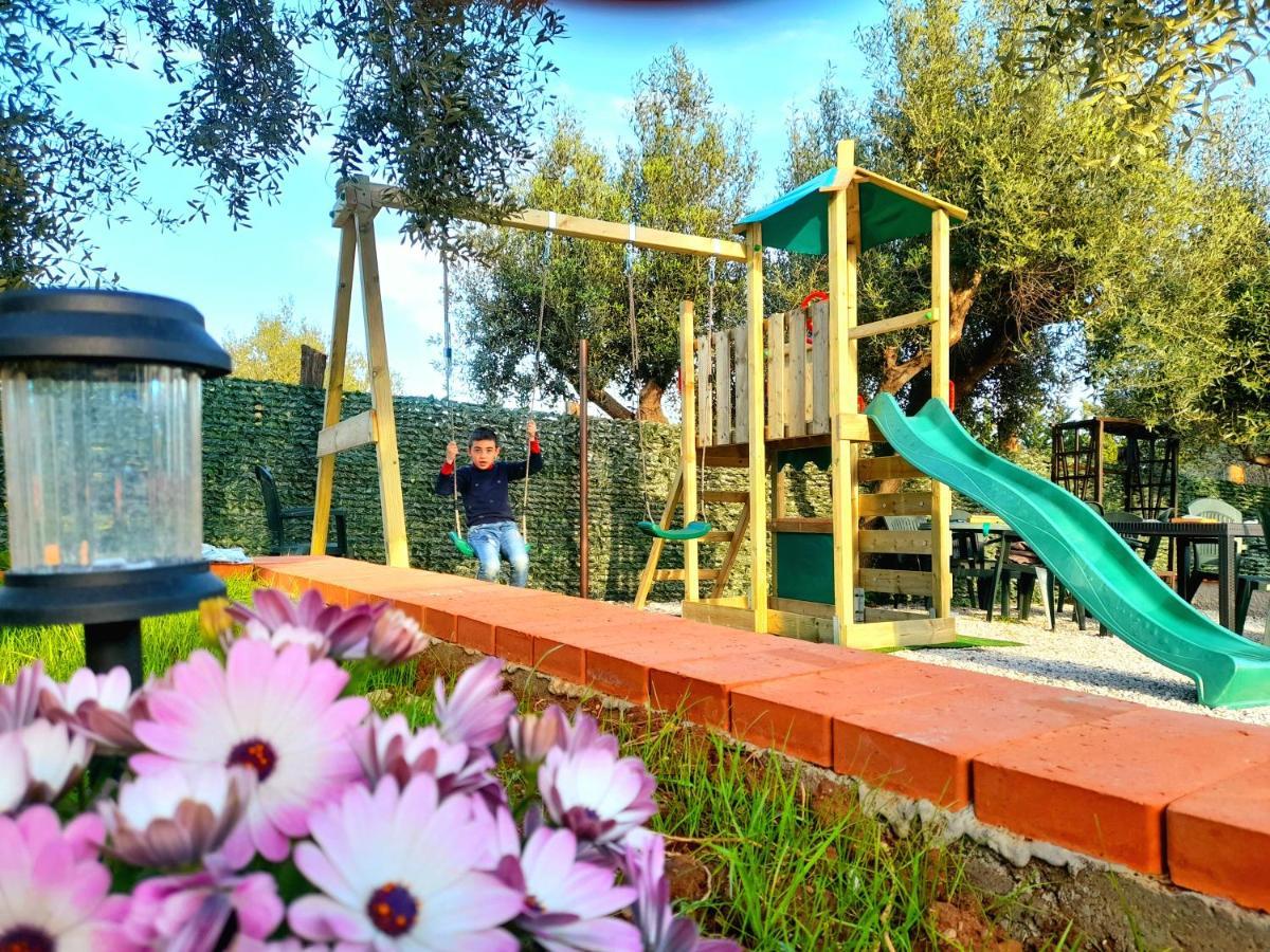 מרינה די קמרוטה Parco Esmeralda - Family Residence E Breakfast מראה חיצוני תמונה